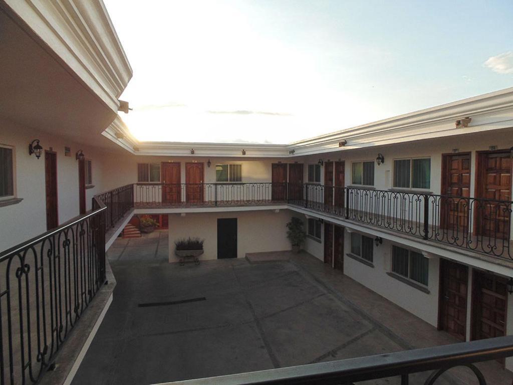 Hotel Hacienda 시우다드구스만 외부 사진